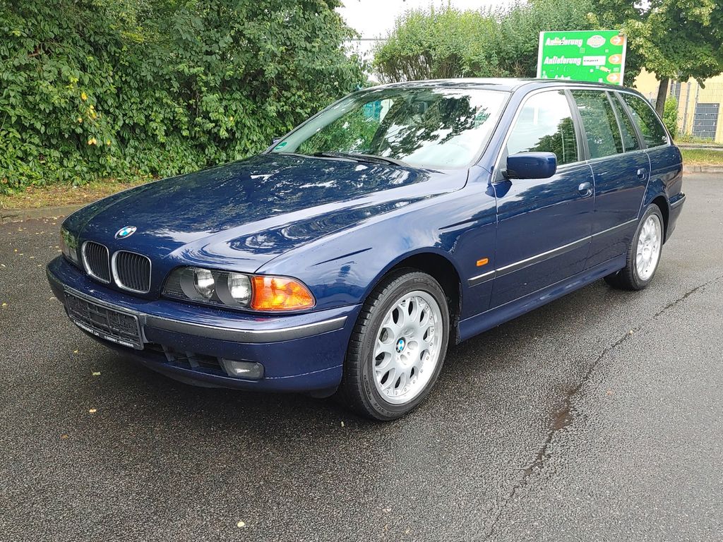 Bild des Angebotes BMW 523i Touring - Klima SHZ Tüv Neu