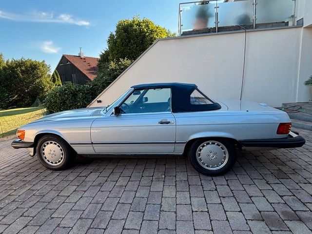 Bild des Angebotes Mercedes-Benz 560 R107