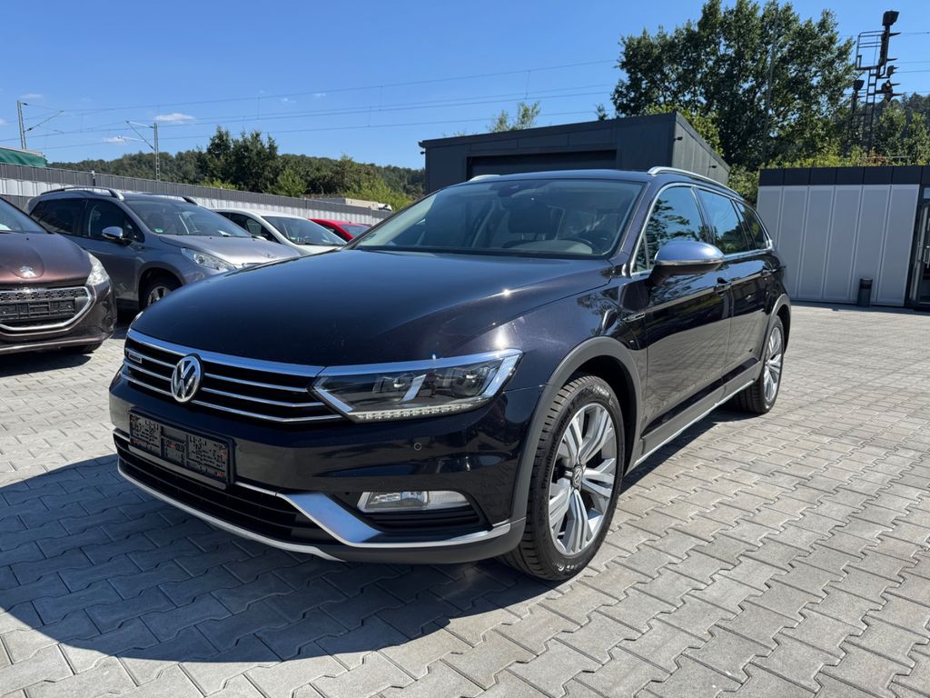 Bild des Angebotes Volkswagen Passat Alltrack 2.0 TDI 4Motion/ Navi /LED / ACC