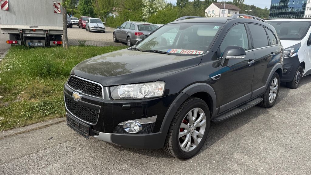 Chevrolet Captiva 2.2 D LTZ 4WD, Leder, AHK, 7-Sitzer