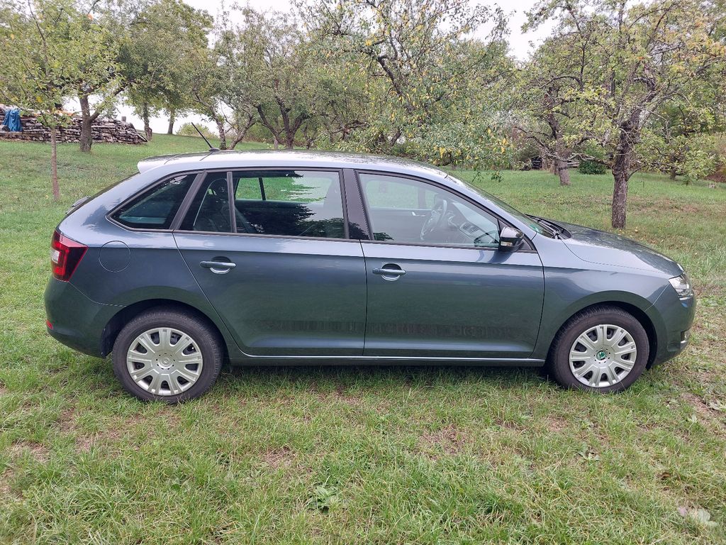 Skoda Top - Rapid 1.0 TSI 81kW Style Spaceback Style