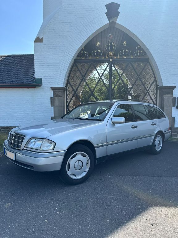 Mercedes-Benz C 180 KOMBI - ROSTFREI - SERVICE NEU - TOP