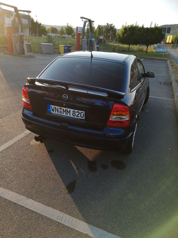 Bild des Angebotes Opel Astra 2.0 16V Sportive Sportive