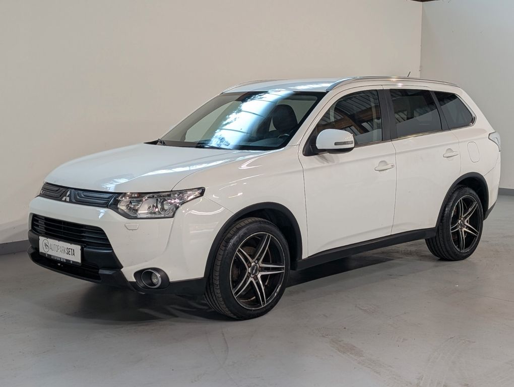 Bild des Angebotes Mitsubishi Outlander 2.2 DI-d  ClearTec Intense 4WD AHK*19"