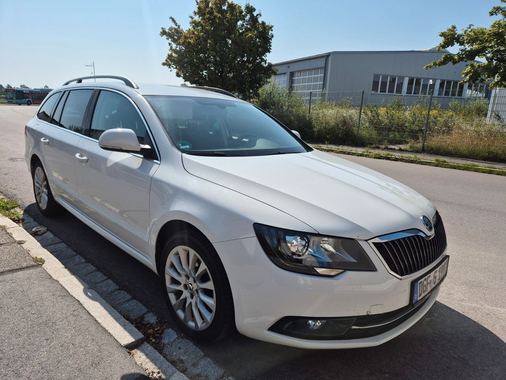 Bild des Angebotes Skoda Superb 2.0 TDI Exclusive Combi Exclusive