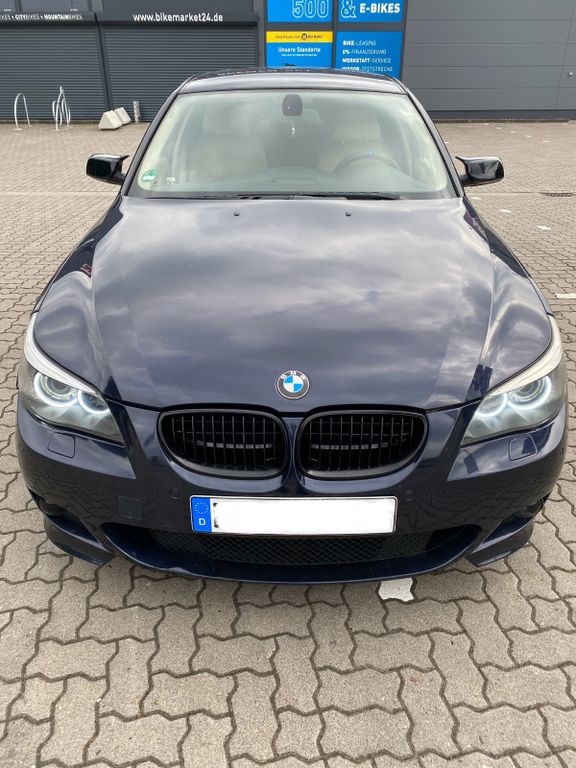 Bild des Angebotes BMW 545i E60 V8 - M-PAKET, MASSAGE, AMBIENT TÜV 9/25