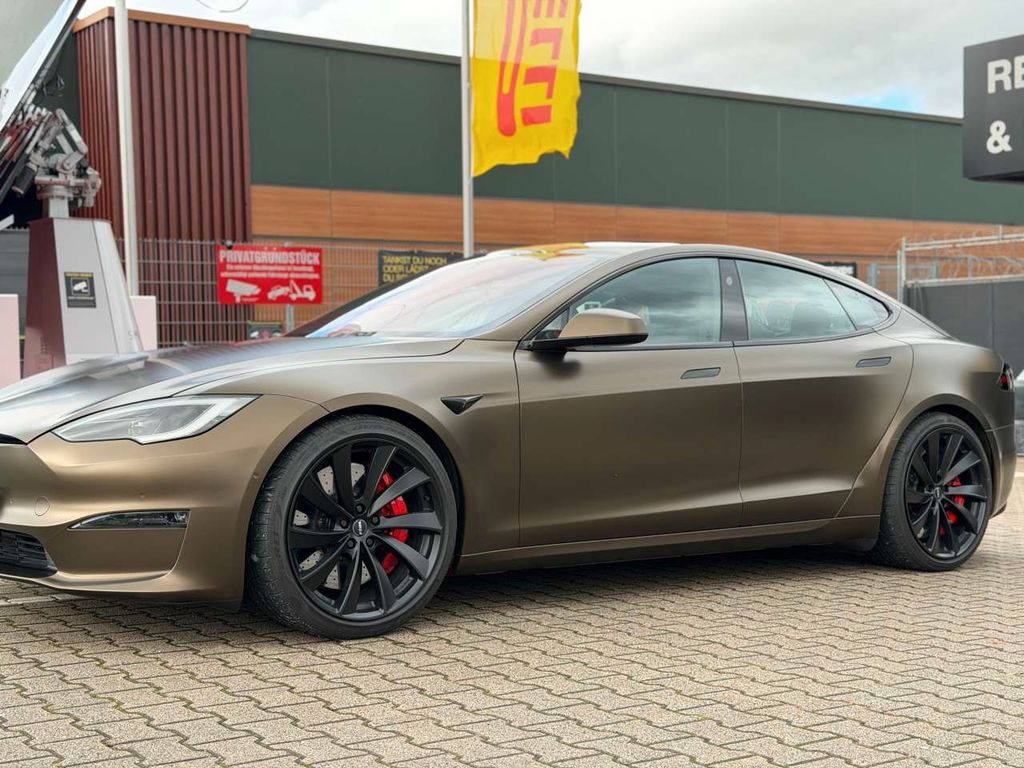 Tesla Model S Plaid / Keramikbremse / FSD / foliert