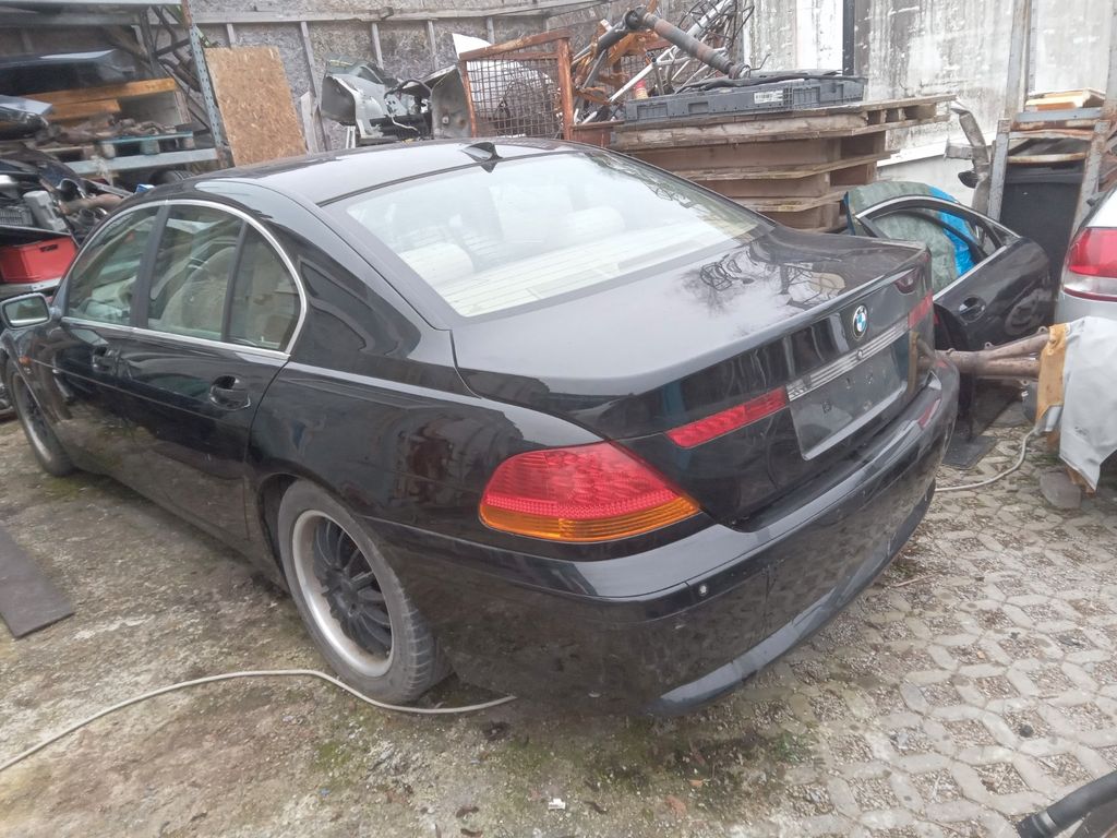 Bild des Angebotes BMW 735i A -
