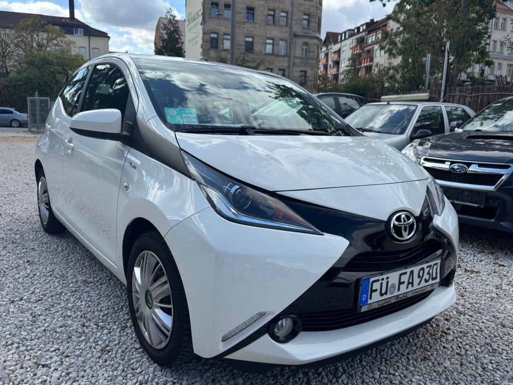 Bild des Angebotes Toyota Aygo (X) 1,0-l-VVT-i x x