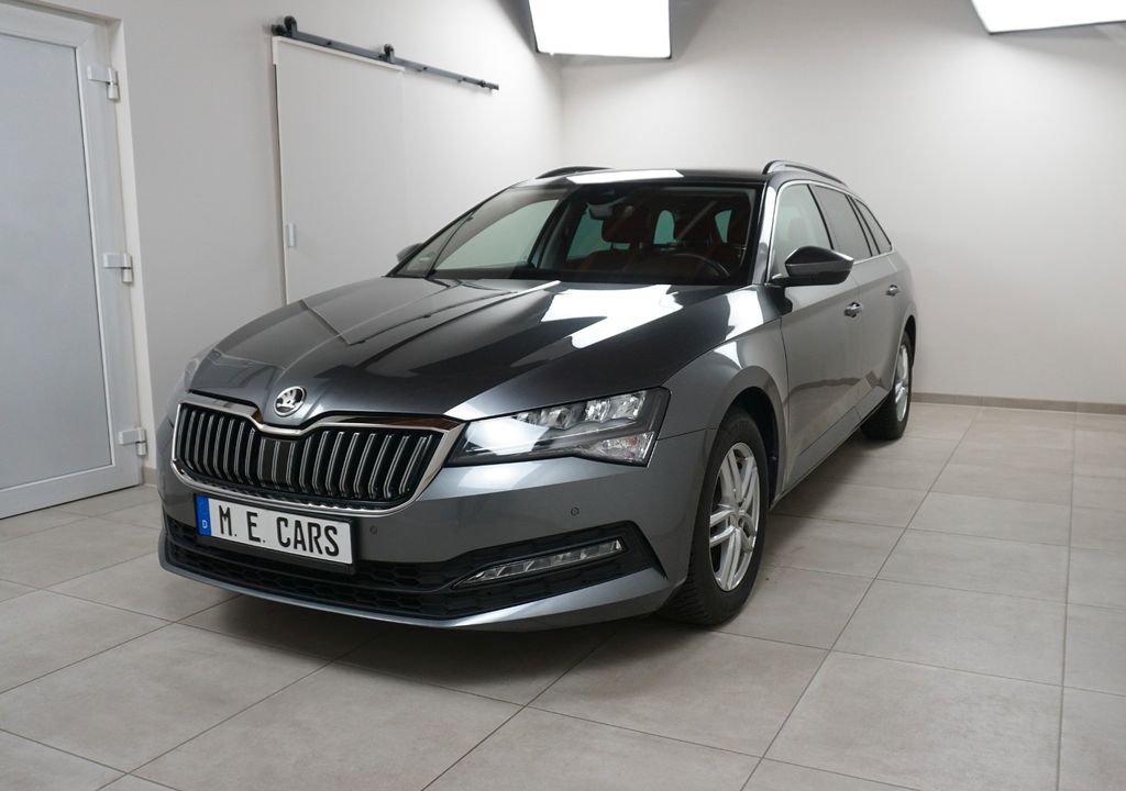 Bild des Angebotes Skoda Superb Combi Ambition AHK ACC NAVI LED SCHECKHF
