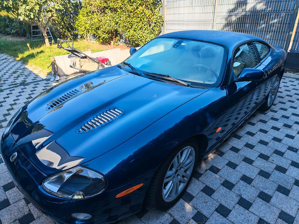 Bild des Angebotes Jaguar XKR Coupe 4.2 396ps V8