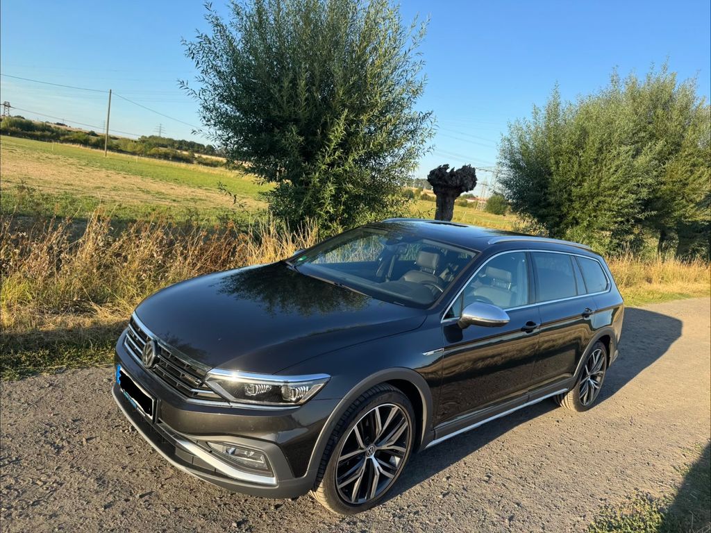 Bild des Angebotes Volkswagen Passat Alltrack 2.0 TDI 239 PS Vollausstattung