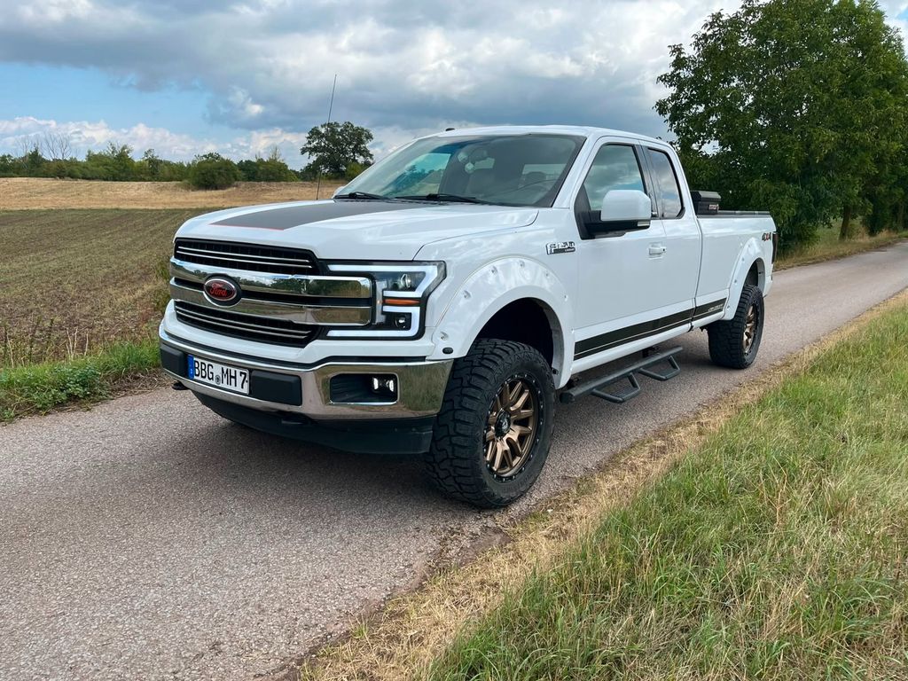 Bild des Angebotes Ford F 150 Lariat 4x4 8-Foot Bet Voll Raptor Fahrwerk