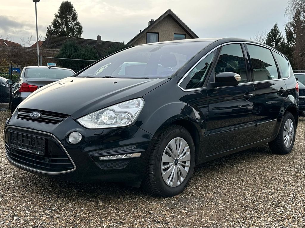 Bild des Angebotes Ford S-Max 2.0 Titanium SHZ PDC AHK Xenon Automatik