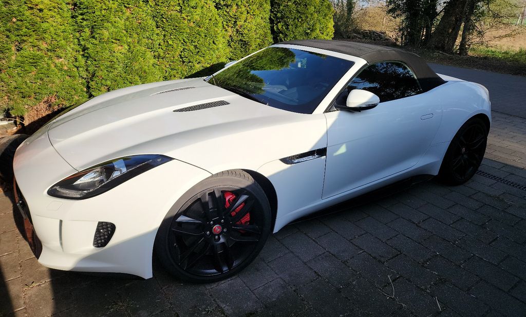 Bild des Angebotes Jaguar F-Type 5.0 L V8 R Kompressor AWD Automatik R