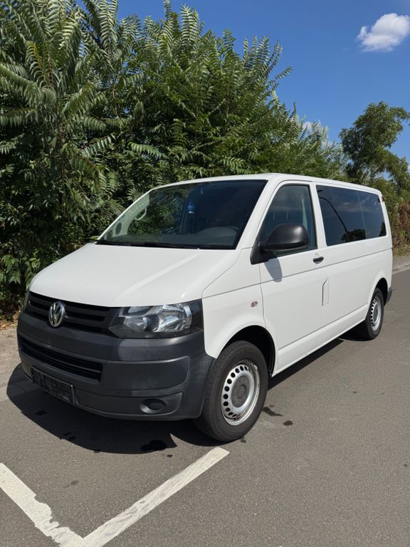Bild des Angebotes Volkswagen T5 Transporter 2,0 TDI 9-Sitzer