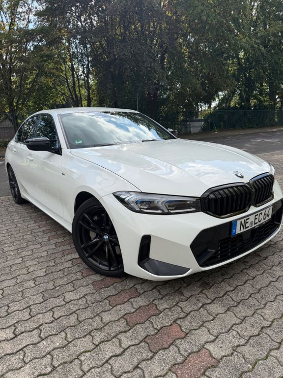 Bild des Angebotes BMW 330d Automatik -
