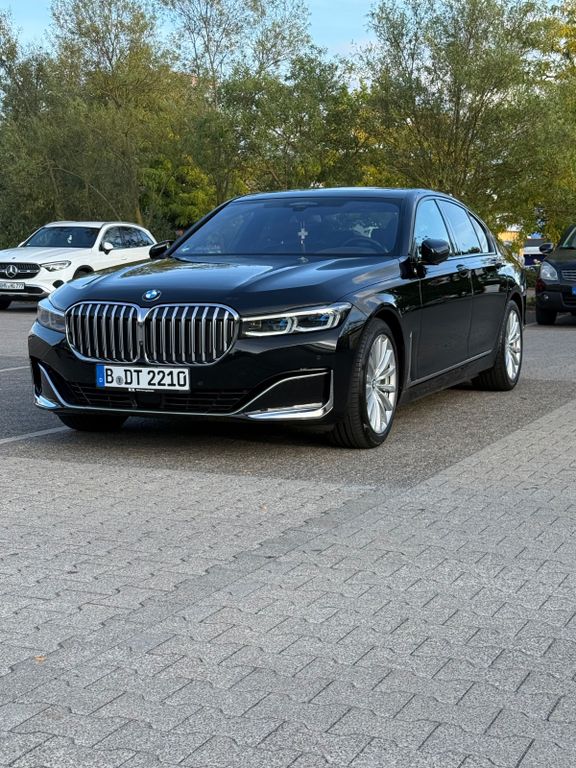 Bild des Angebotes BMW 730d -BMW Garanti 03.2027/ Servicepacket 12/2027
