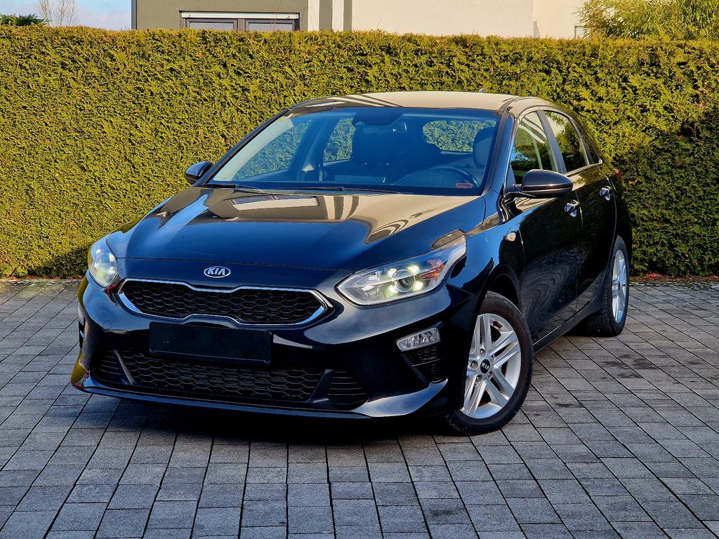 Bild des Angebotes Kia Ceed  1.6 CRDi Hybrid DCT Autom. (Navi, Kamera)