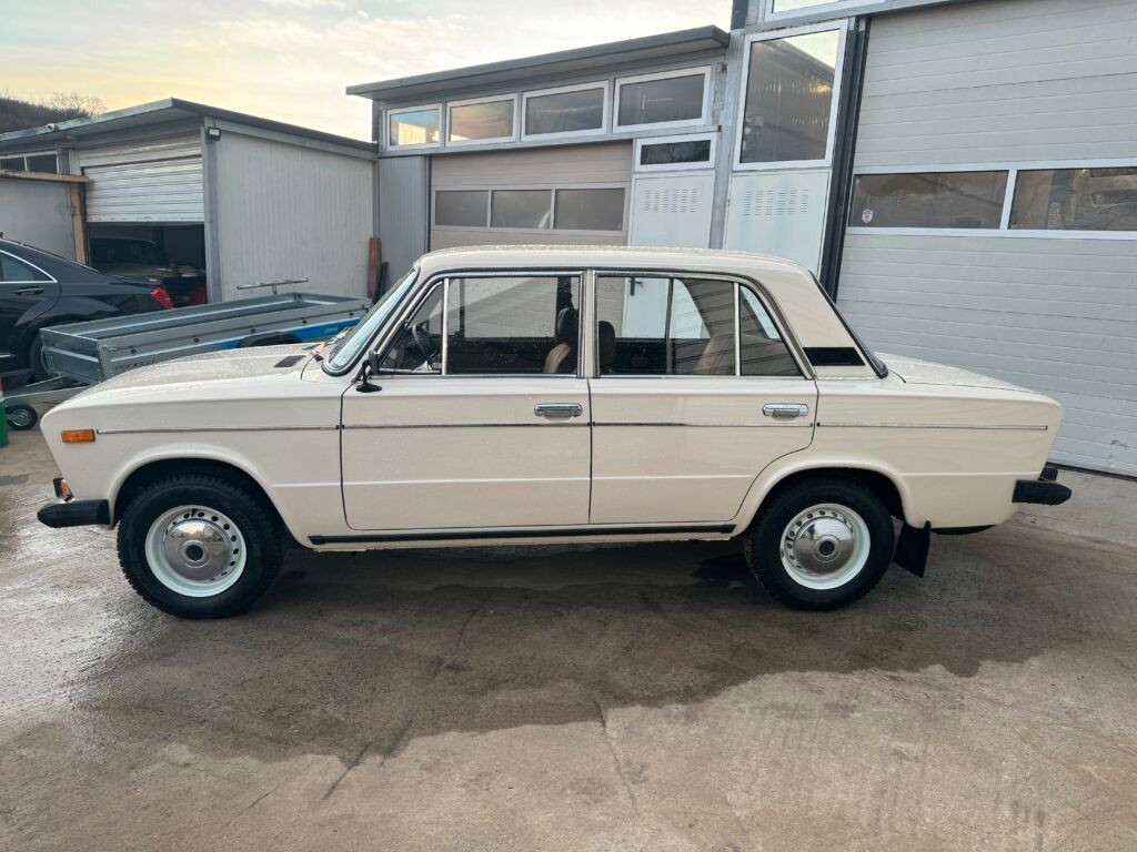 Bild des Angebotes Lada 2106