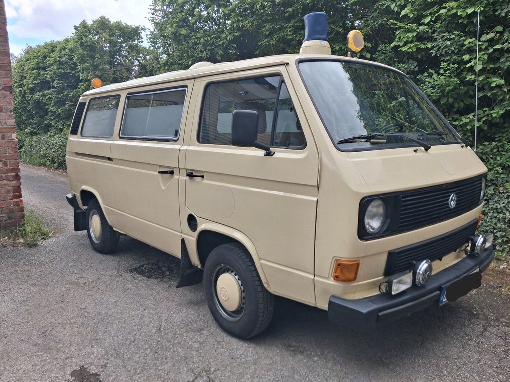 Bild des Angebotes Volkswagen T3 andere Oldtimer Krankenwagen