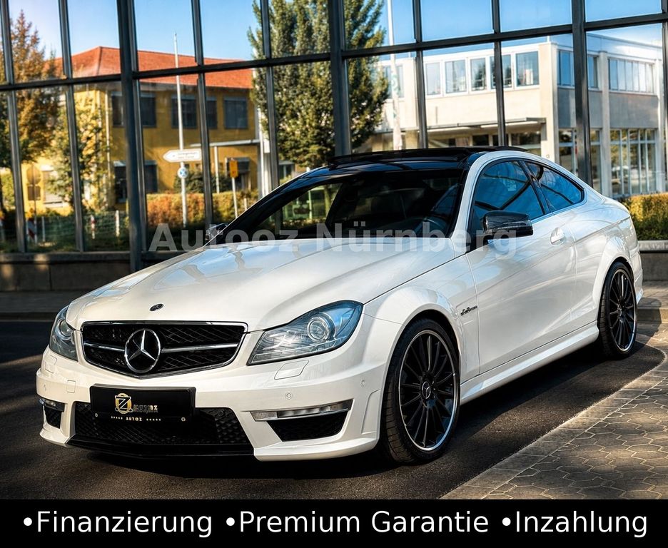 Bild des Angebotes Mercedes-Benz C 63 AMG Coupe *Legender*DT.Fahrzg*Pano*V8 TOP
