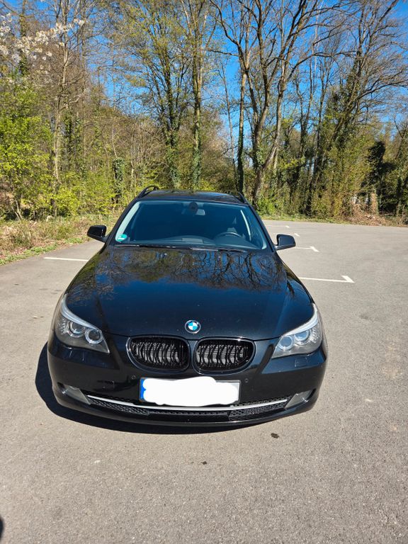 Bild des Angebotes BMW 525d lci