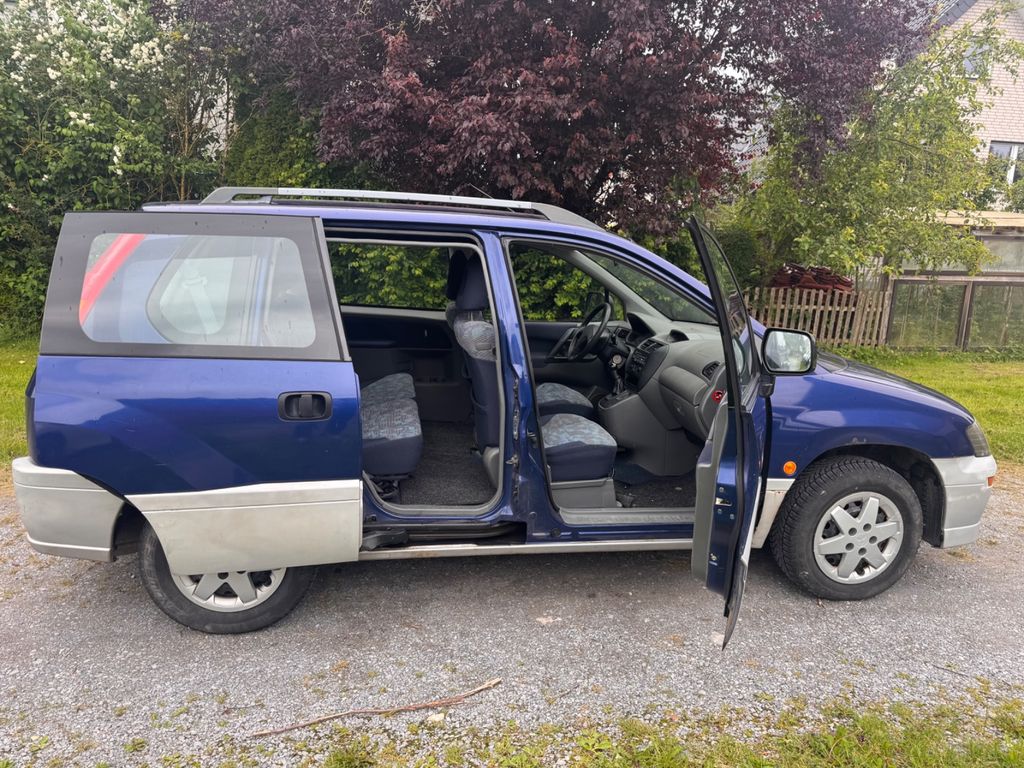 Bild des Angebotes Mitsubishi Space Runner 2,0 +Anhängerkupplung+Klimaanlage