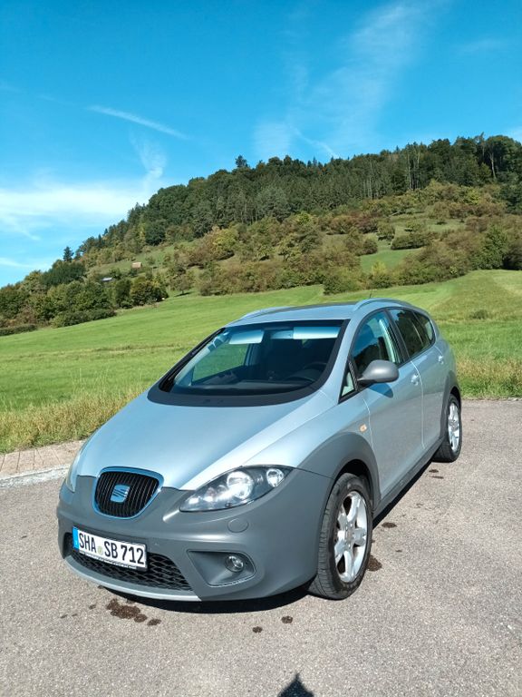 Bild des Angebotes Seat Altea 2.0 TDI PD 125kW 4x4  HU neu