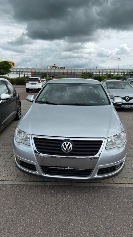 Volkswagen Passat 1.6 FSI Trendline Trendline