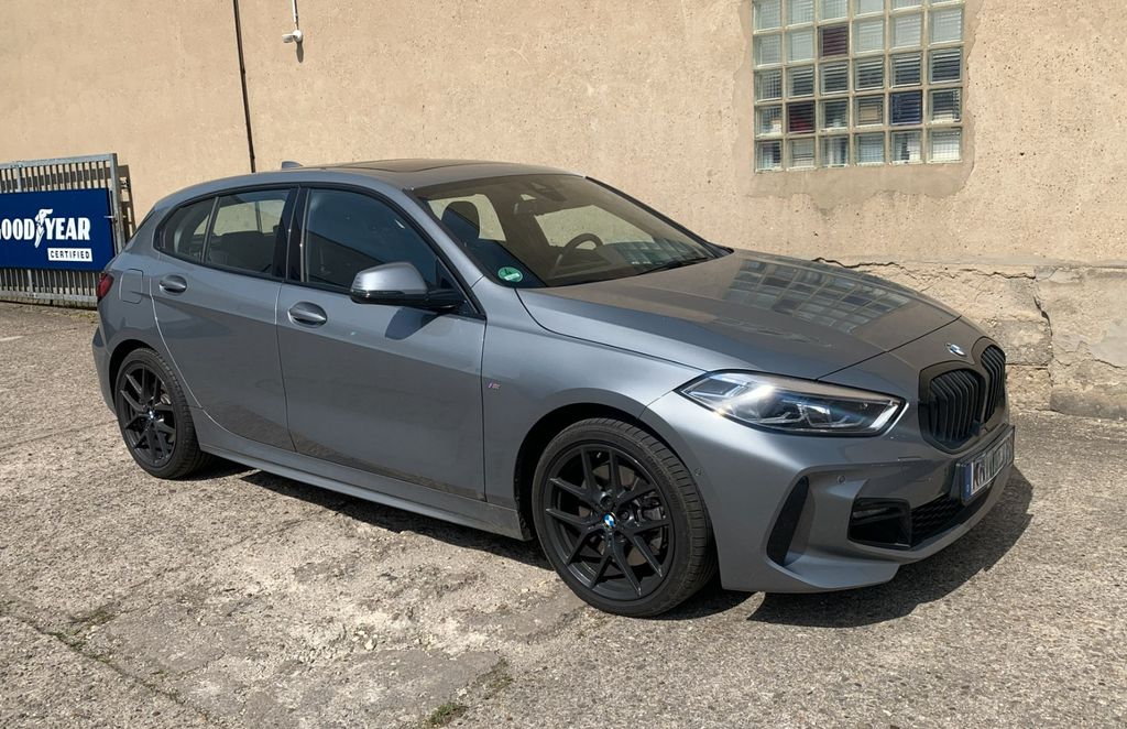 Bild des Angebotes BMW 120d xDrive M Sport A