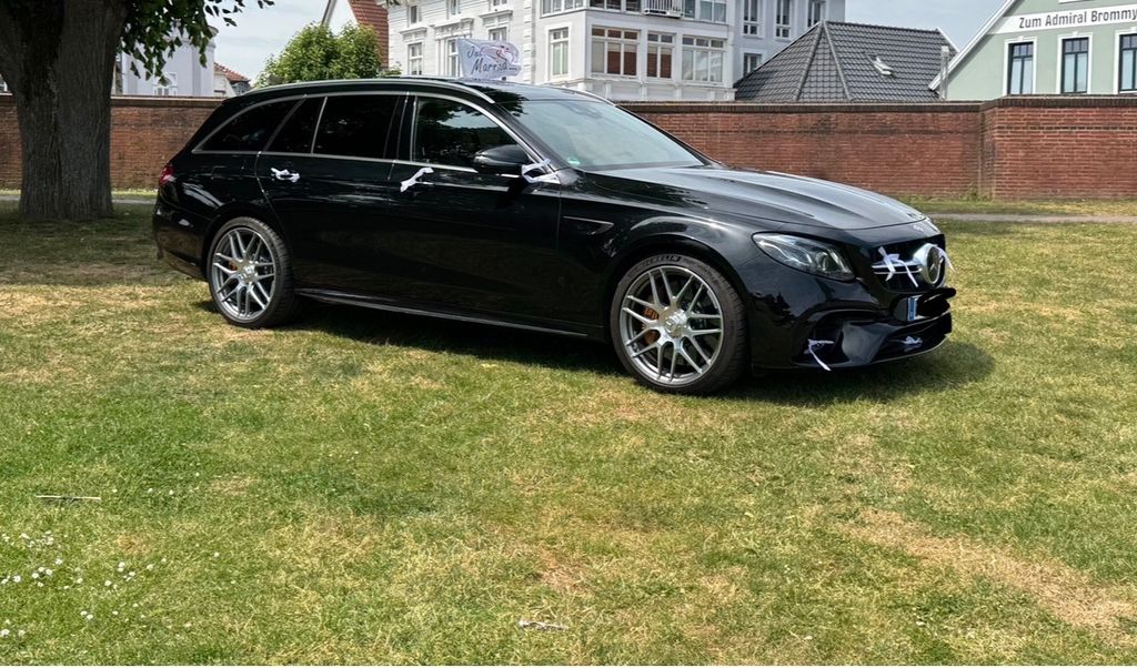 Bild des Angebotes Mercedes-Benz E 63 AMG Mercedes-AMG E 63 S 4MATIC+ T Autom...