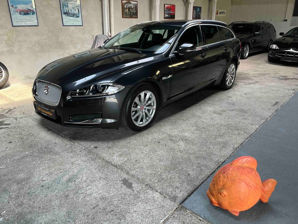 Bild des Angebotes Jaguar XF Sportbrake 2.2 D Aut. Xenon SHZ PDC Keyless