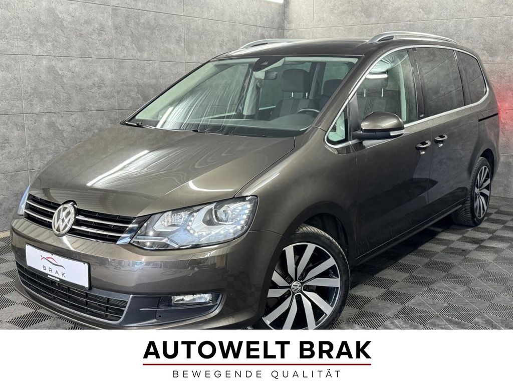Bild des Angebotes Volkswagen Sharan 2.0 TDI DSG*Navi*7-Sitze*Bi-Xenon*ACC*AHK
