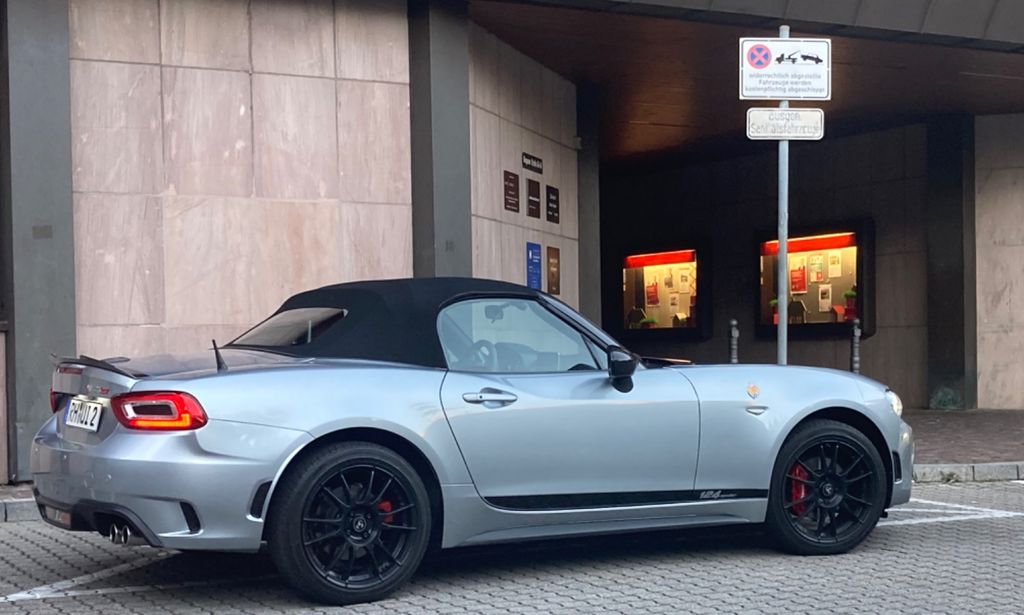 Abarth 124 Spider Turbo GT Top Zustand
