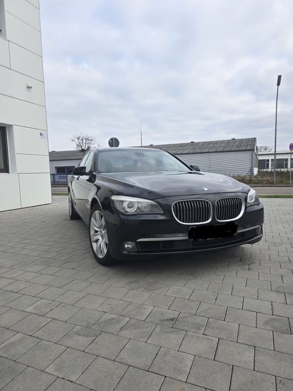 Bild des Angebotes BMW 740d xDrive - Headup - AHK - Gepflegt - Voll