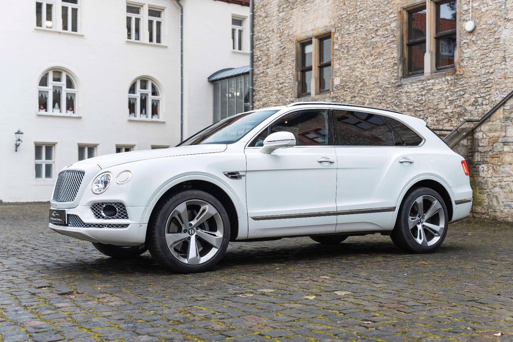 Bild des Angebotes Bentley Bentayga V8 HUD 360° MASSAGE ACC TOTW