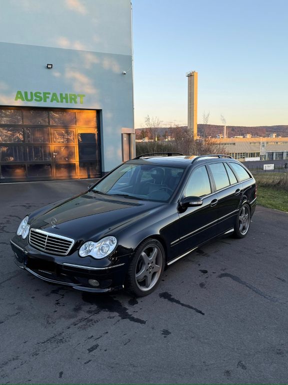 Bild des Angebotes Mercedes-Benz C 32 AMG C 32 T AMG AMG