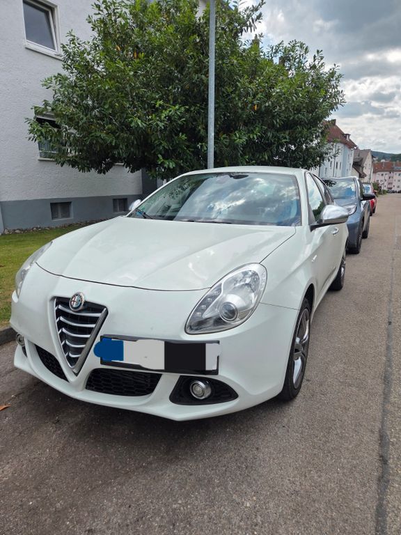 Bild des Angebotes Alfa Romeo Giulietta 1.4 TB 120PS Weiß