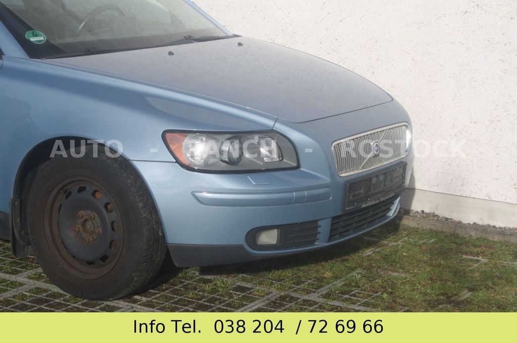 Bild des Angebotes Volvo V 50 1.8 Kinetic  Xenon/Navi/Klima/Pdc/Shz/Tempo
