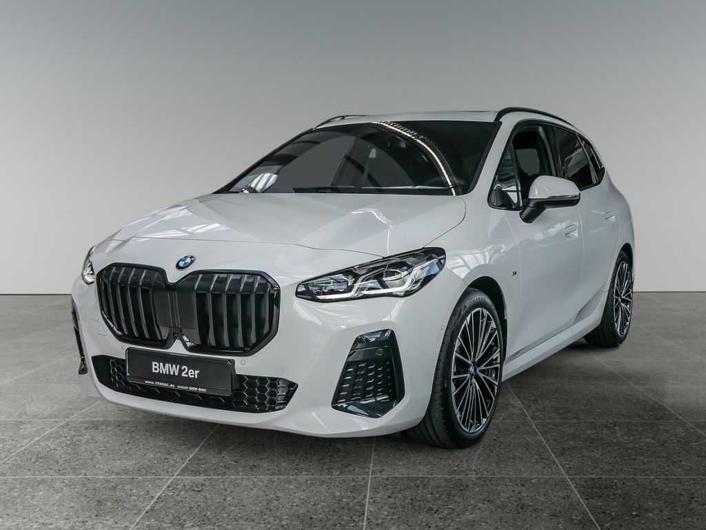 BMW 223 Active Tourer d M Sport Park-Assistent HUD A
