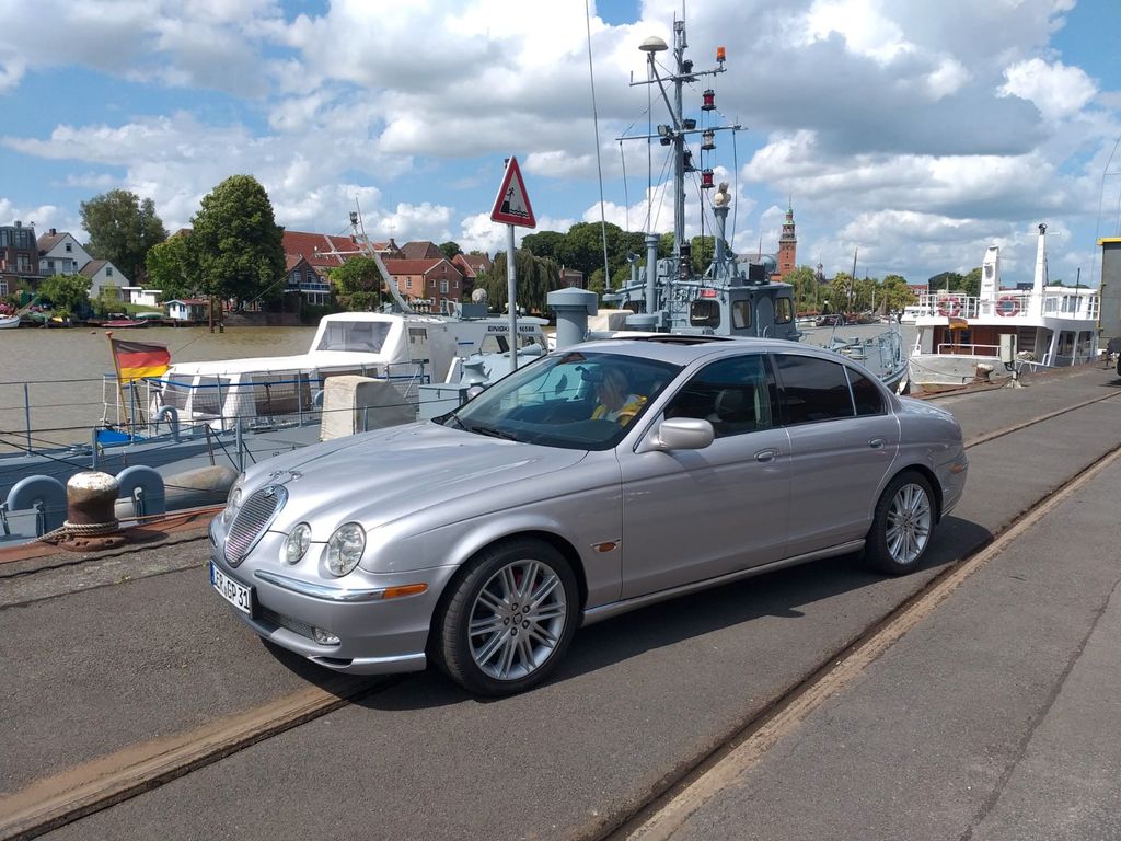 Jaguar S-Type V8 4.0