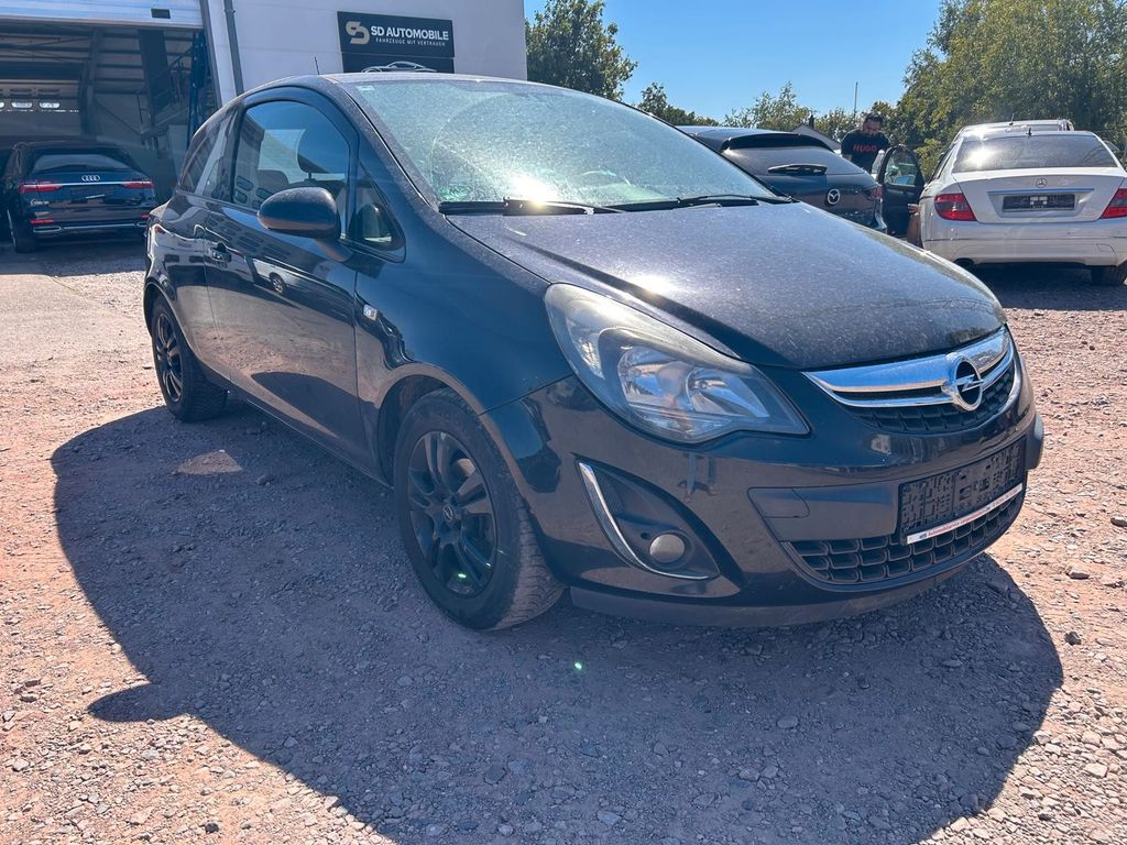 Opel Corsa D Satellite