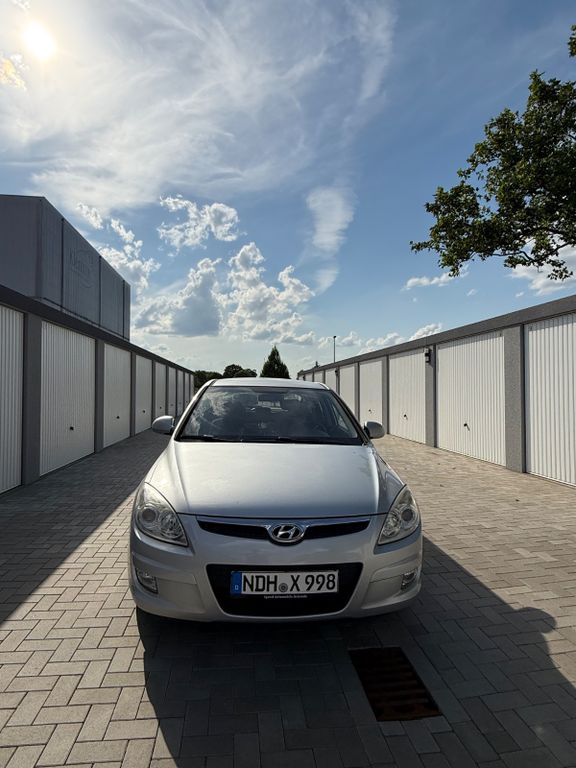 Bild des Angebotes Hyundai i30 2.0 l