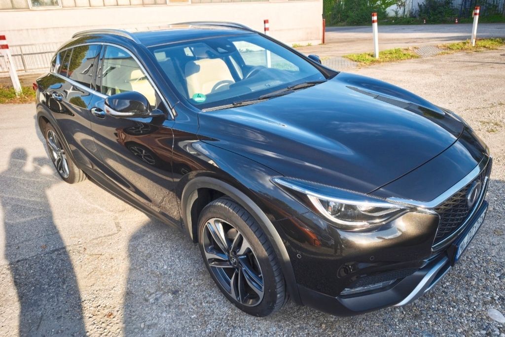 Bild des Angebotes Infiniti QX30 2.0t DCT AWD Luxe Tech Luxe Tech