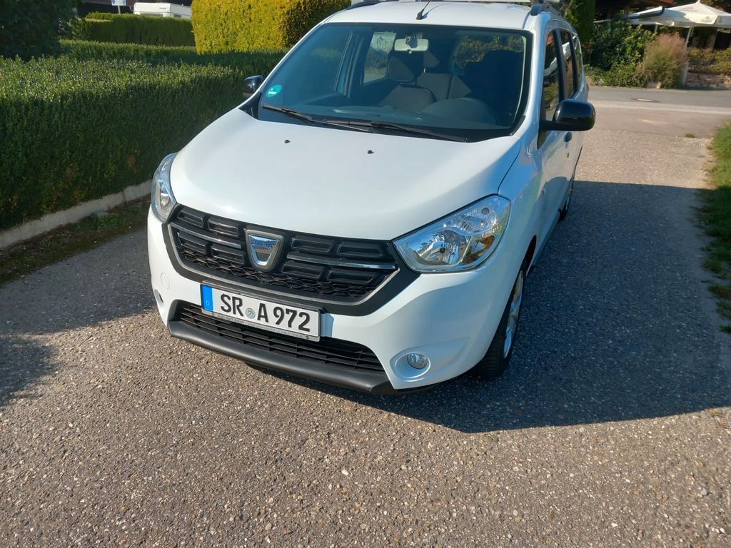 Bild des Angebotes Dacia 7 Sitze; Anhängerkupplung; TÜF NEU
