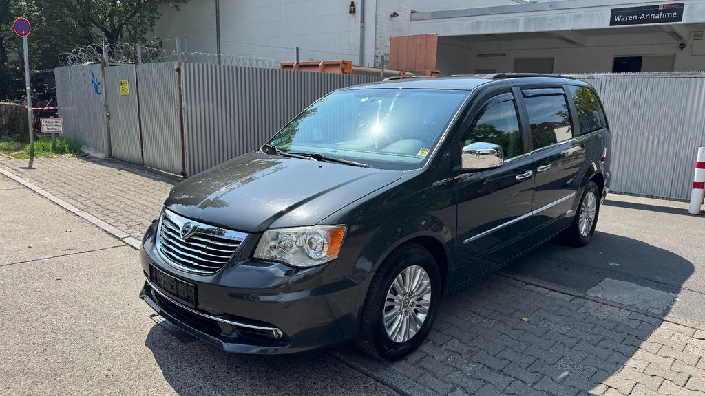 Bild des Angebotes Lancia Voyager.Auto.7.Sitzer.Voll Ausstattug.Kamer