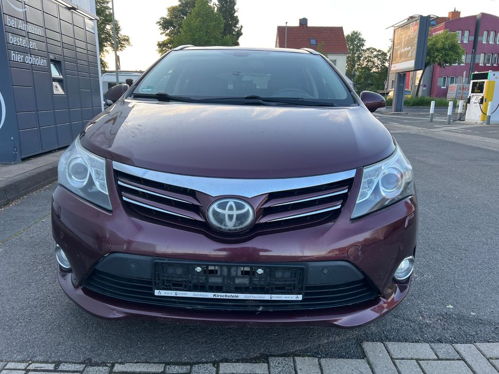 Bild des Angebotes Toyota Avensis Kombi Life