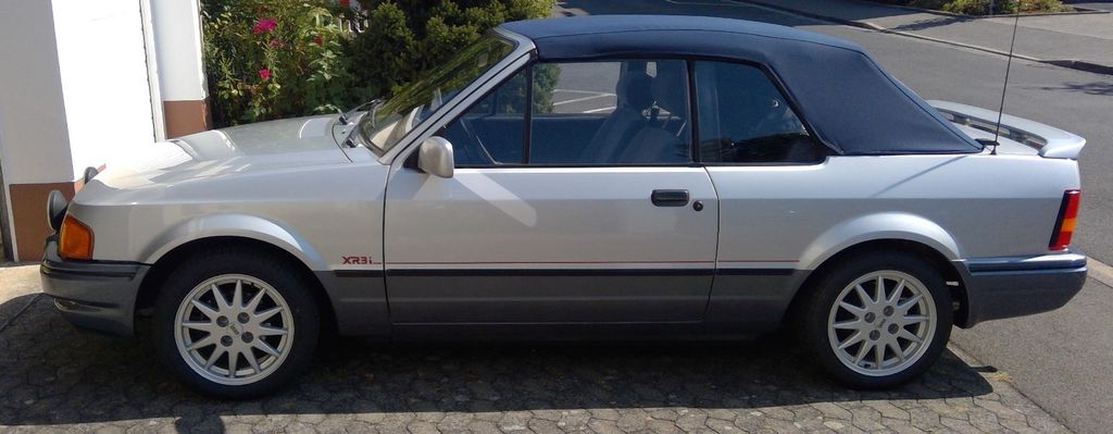 Ford Escort XR 3i Cabrio Garagenfahrzeug