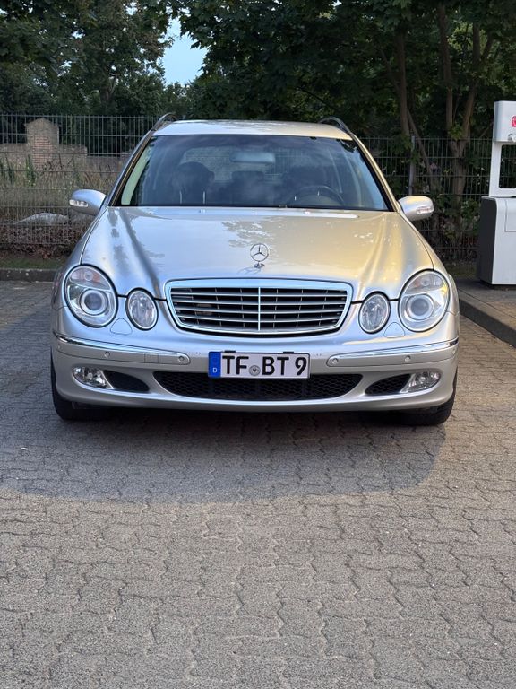 Bild des Angebotes Mercedes-Benz Mercedes E 320 T Elegance Vollausstattung